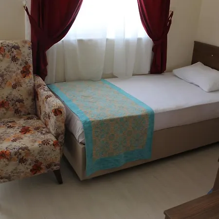 阿克珀纳尔酒店 2*